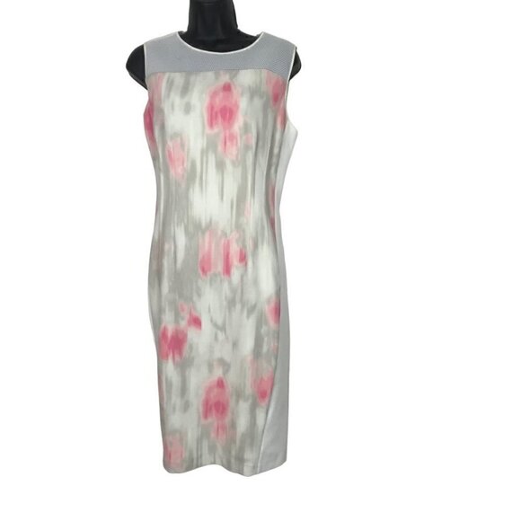 T Tahari Dresses & Skirts - T Tahari Stunning Floral Like Dress Size 8